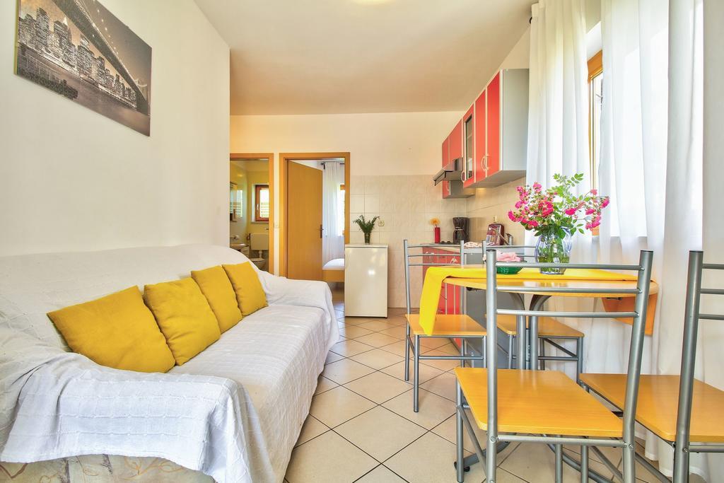 Apartments Vera Umag Exterior photo